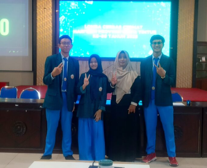 Siswa SMA Negeri 1 Durenan Raih Juara 2 Lomba Cerdas Cermat di Kedungwaru